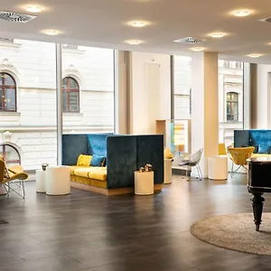 Elaya Center Otel